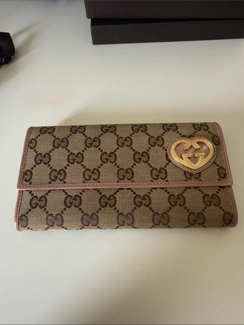 Gucci Beige GG Supreme Wallet with Pink Trim and Gold Heart Logo